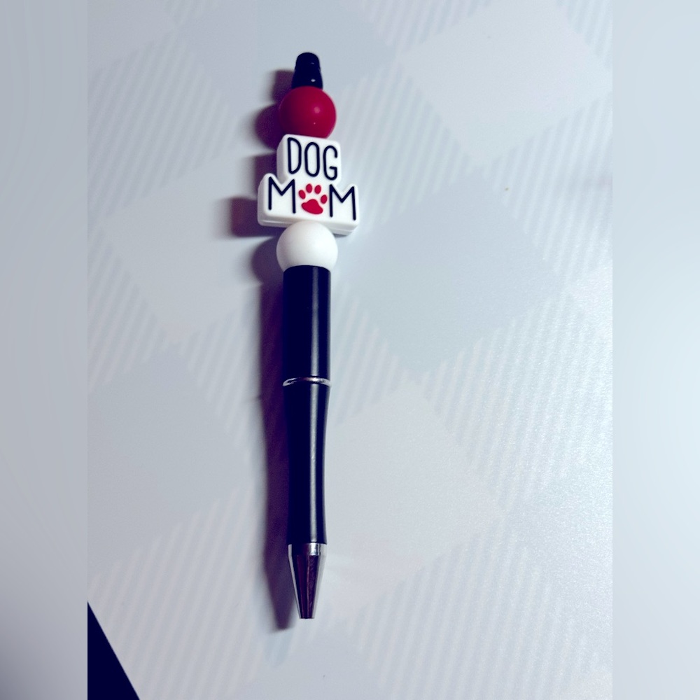 Beaded pen